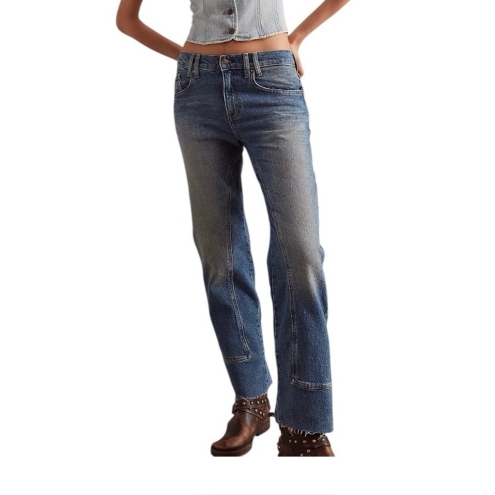 Free People Straight Leg Jeans in Faded Blue Wash